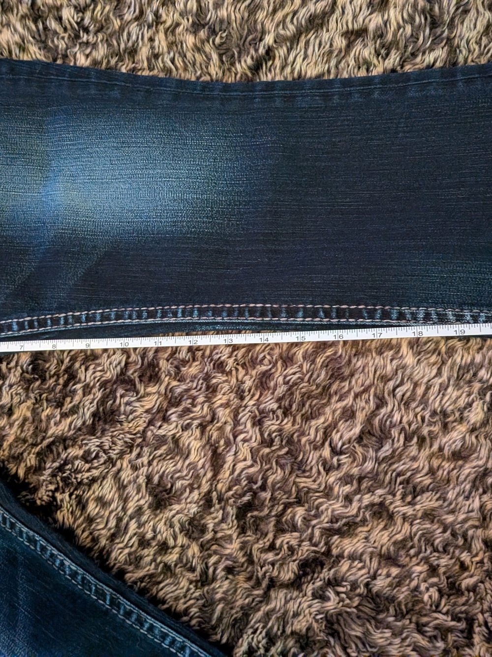 Silver Jeans Women’s Dark Blue No Kick Flare Capris - Picture 5 of 5